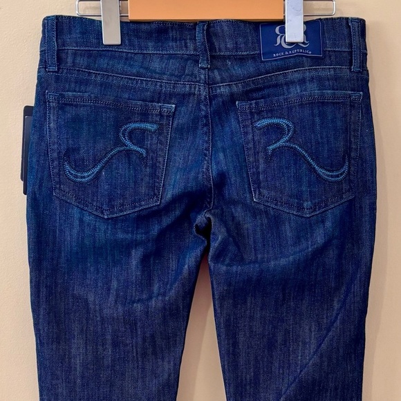 Rock & Republic| NEW w/Tags Dark Denim Flare Bottom Blue Jeans Sz 27 NWT Beckham - Picture 5 of 5